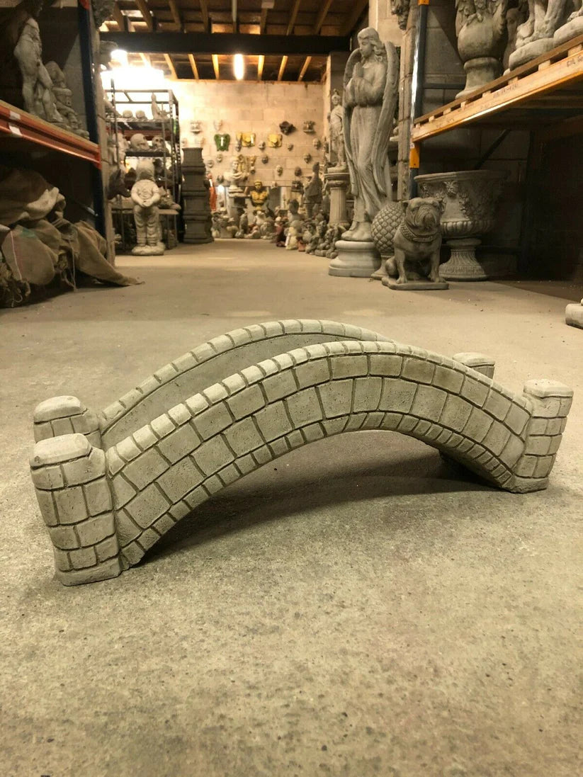 Stone Pond Bridge Ornament 