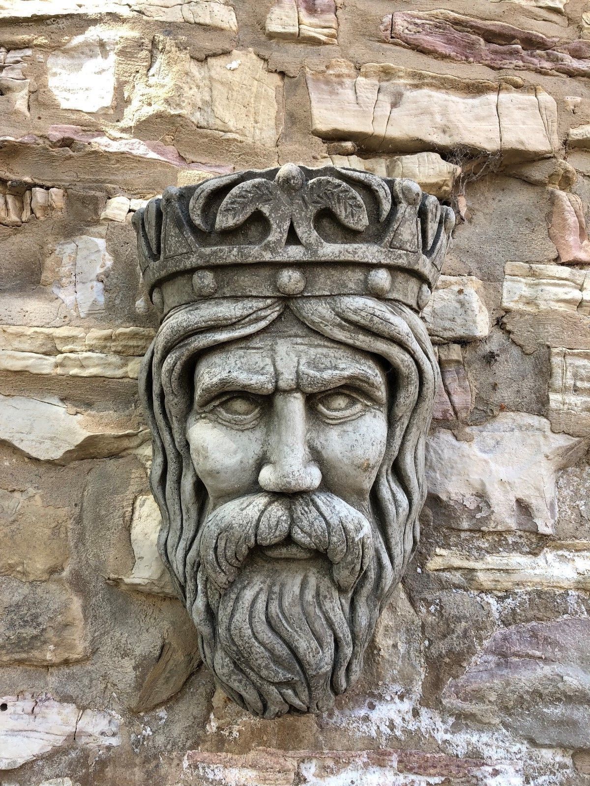 Front-facing Stone Crown Planter with regal king bust, ideal for outdoor garden decor with fine limestone craftsmanship.